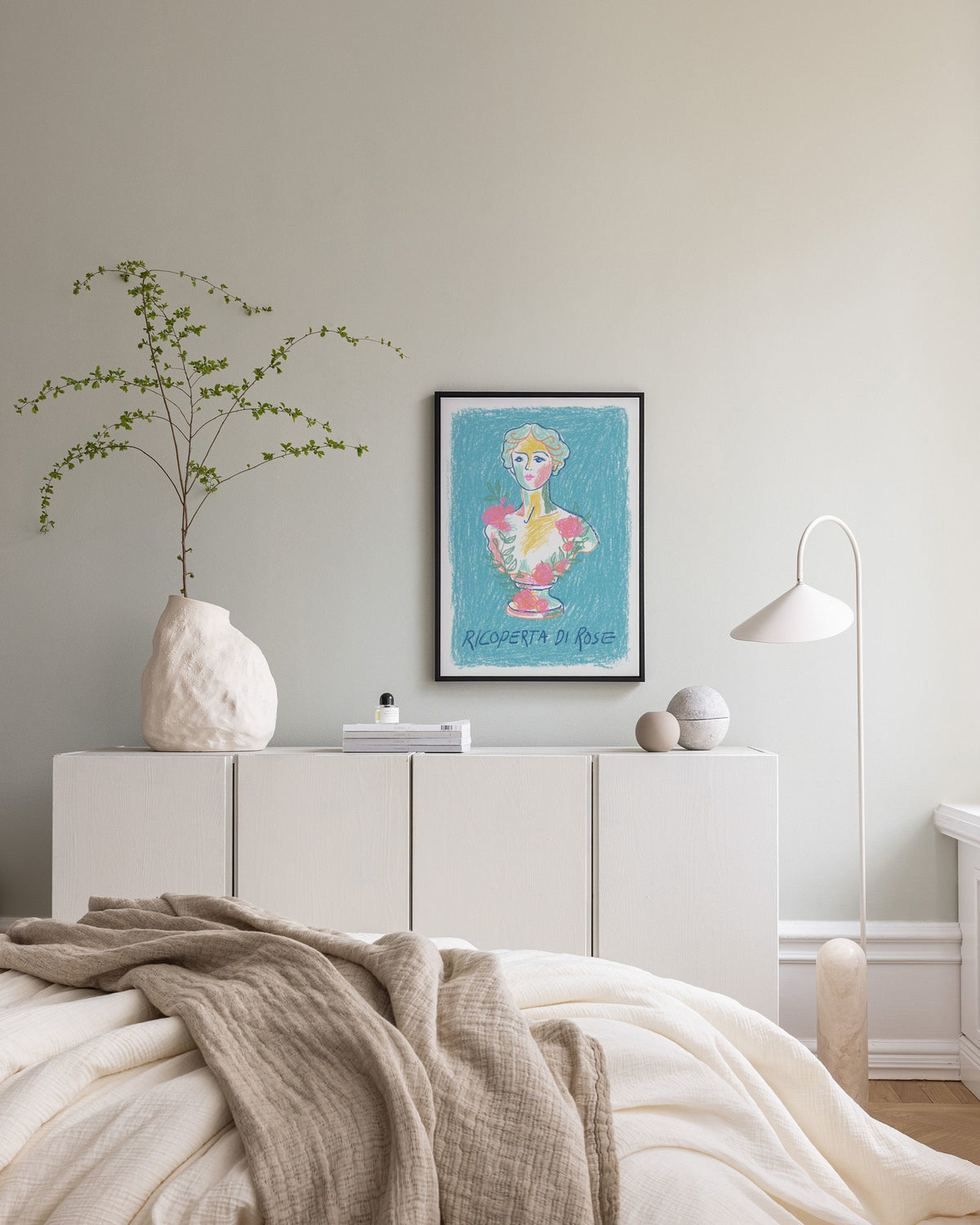 Covered in Roses Canvas print