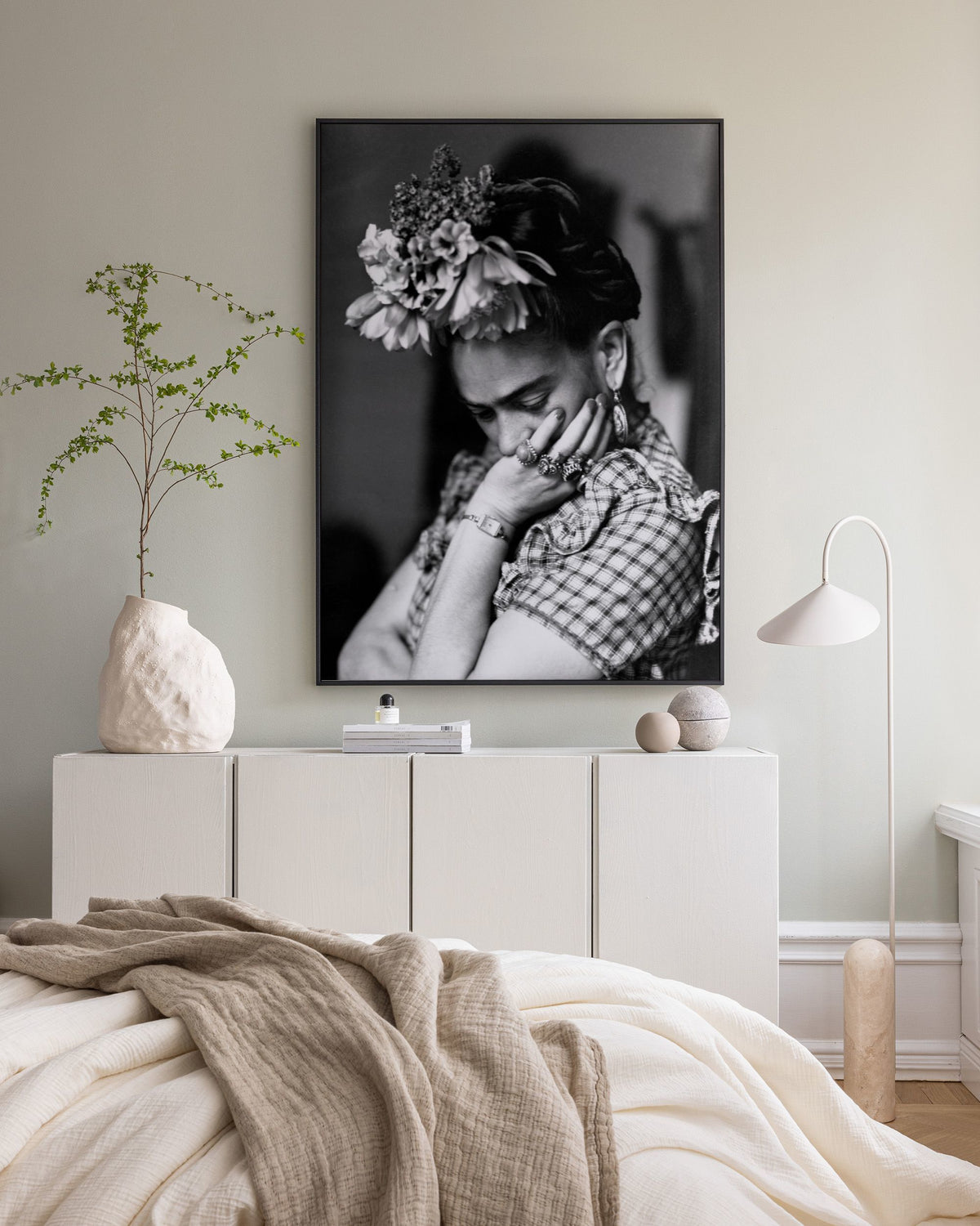 Artist, Frida Kahlo Canvas print