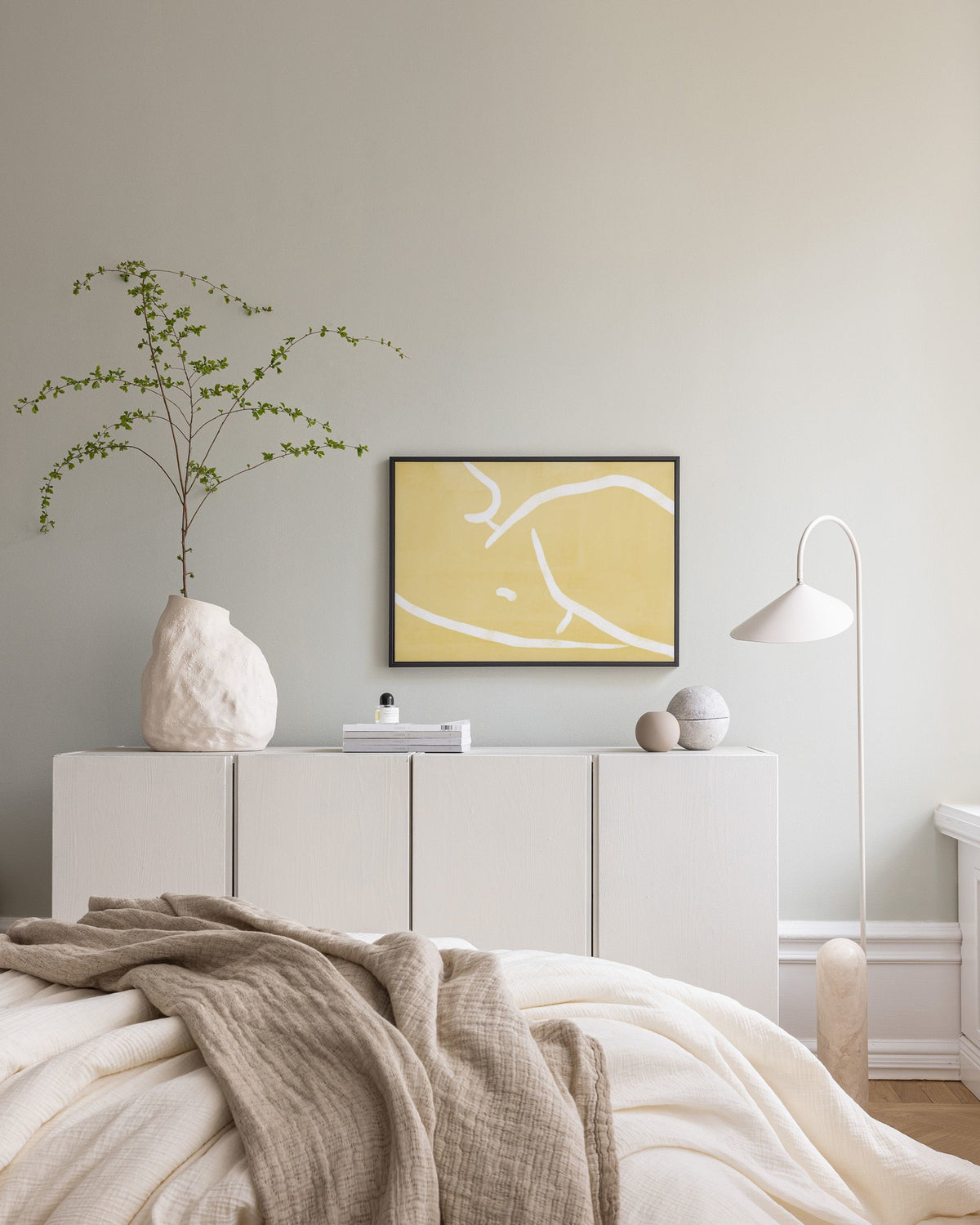 Yellow Body Pose Canvas print