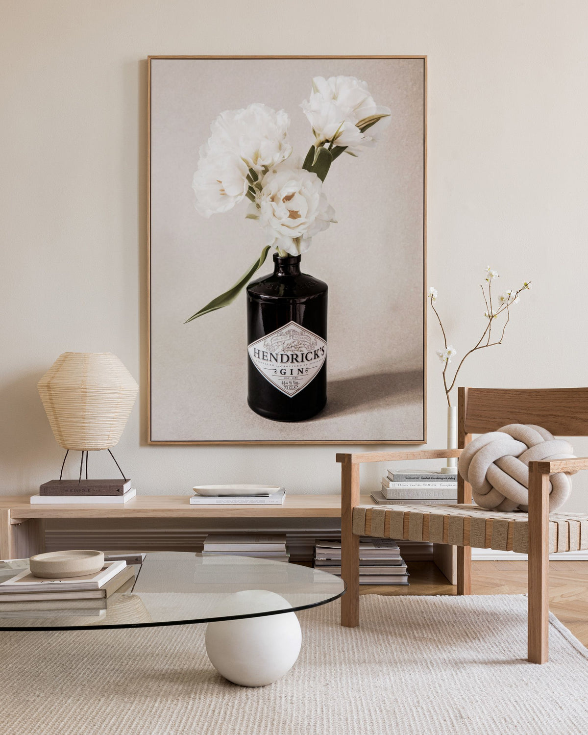 Gin & Roses Canvas print