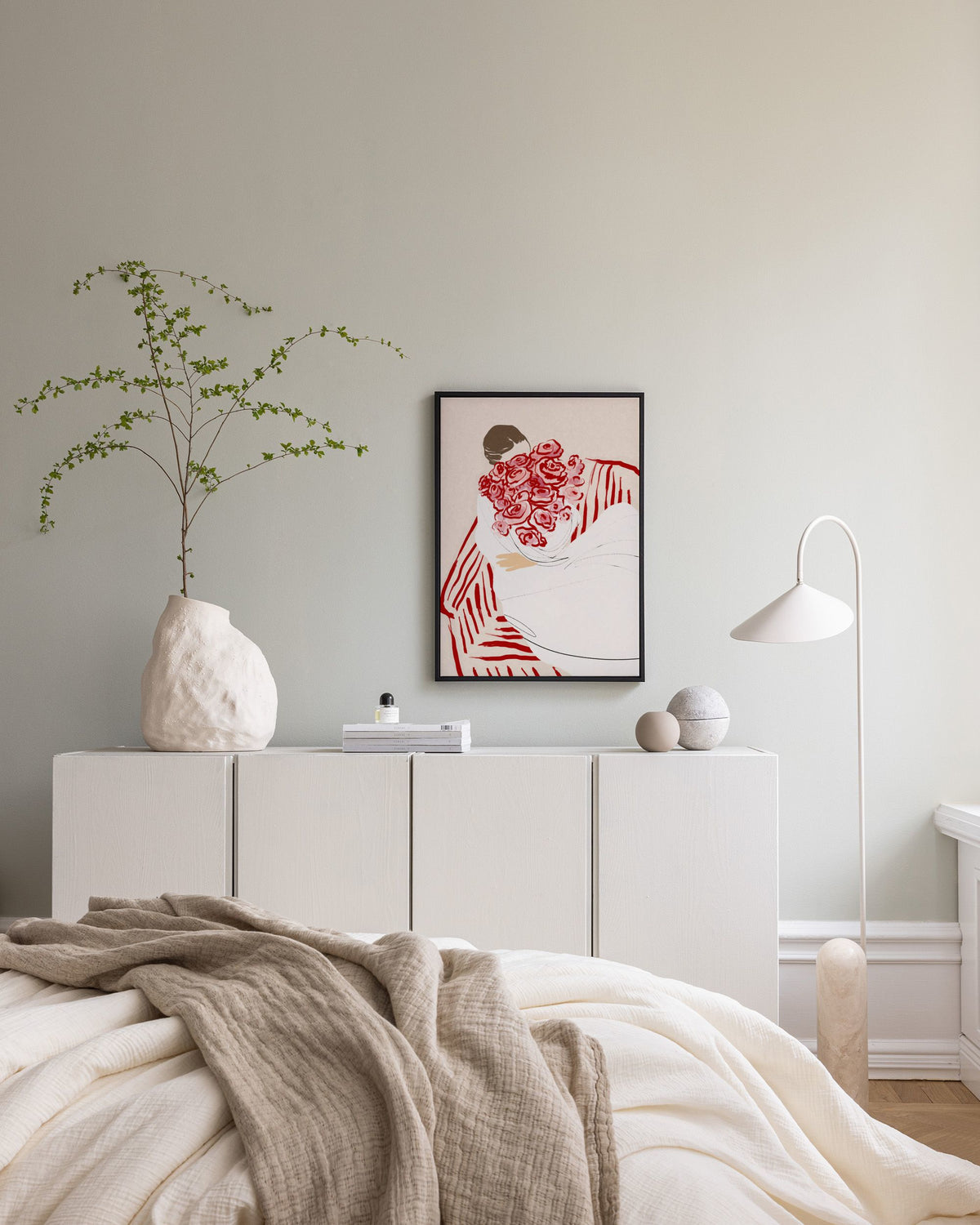 Hug of Roses Canvas