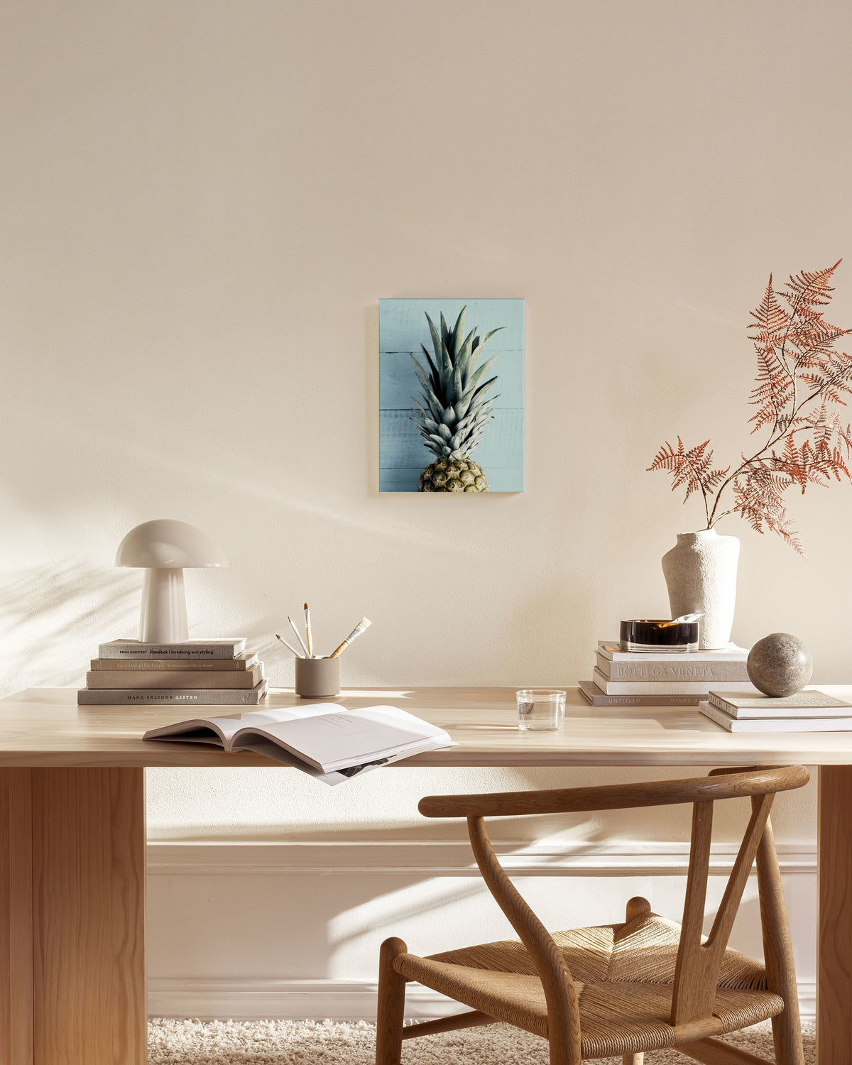 Pineapple Top Canvas print