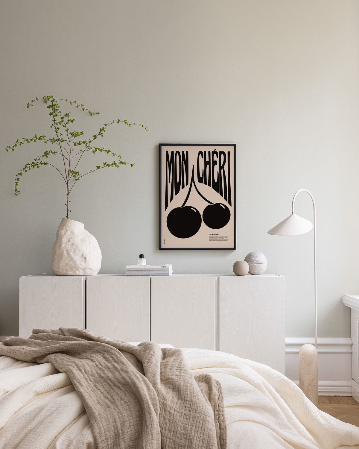 Mon Cheri No2 Canvas print