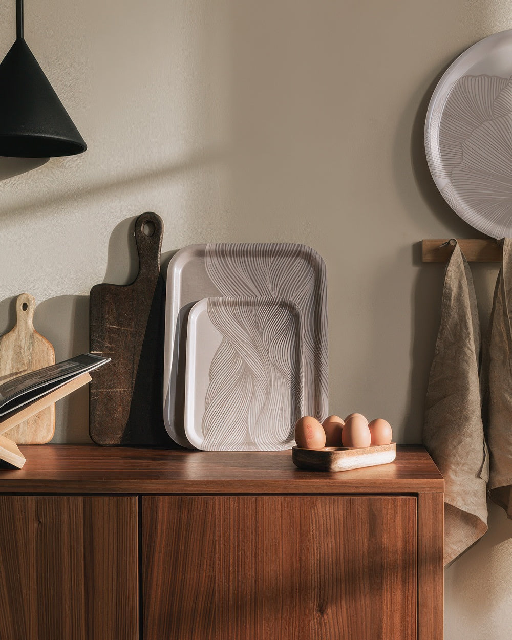 Line Wave Light Tray