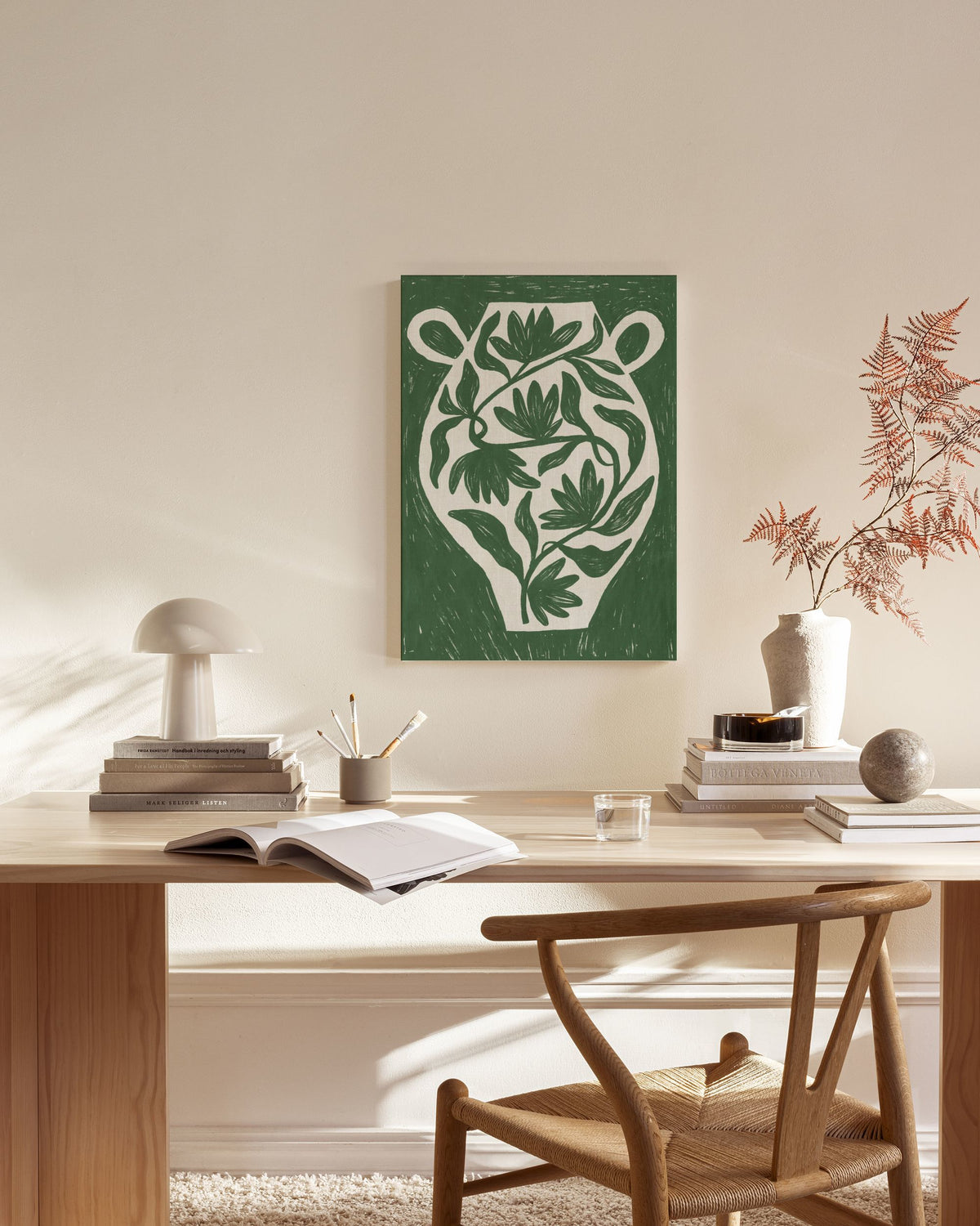 Green Botanical Vase Canvas print