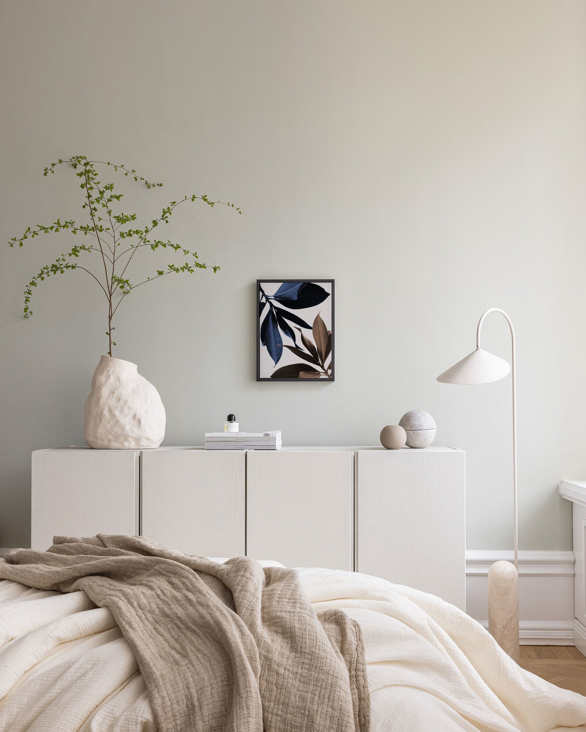 Blue Magnolia No1 Canvas print