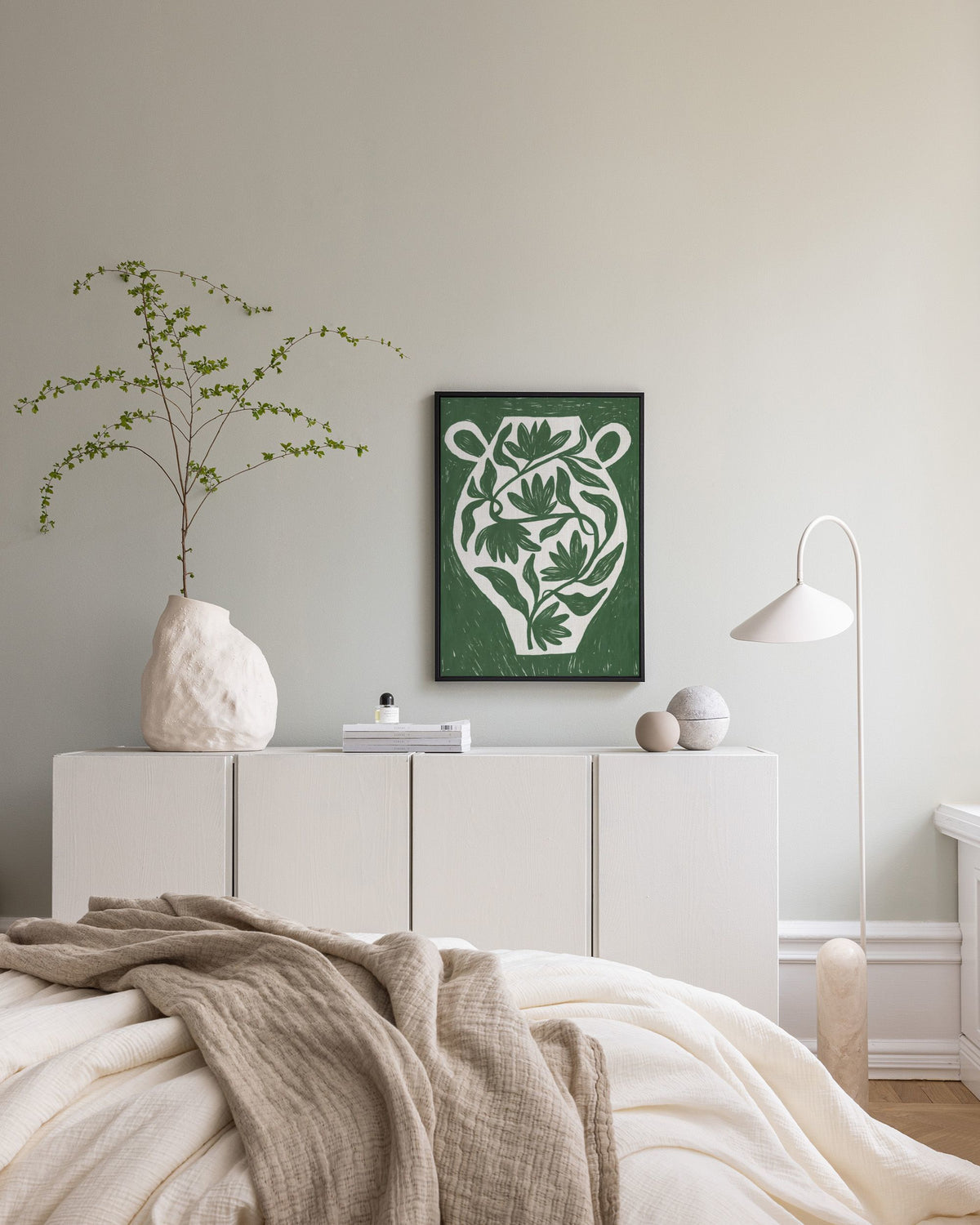 Green Botanical Vase Canvas print