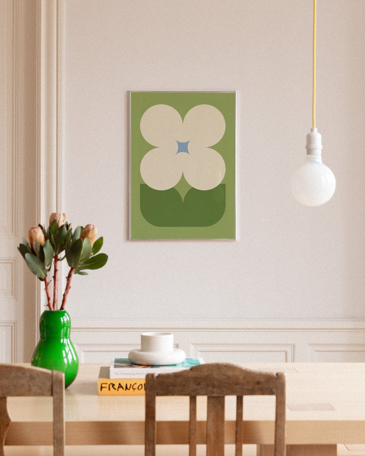 Bold Clover Plakát