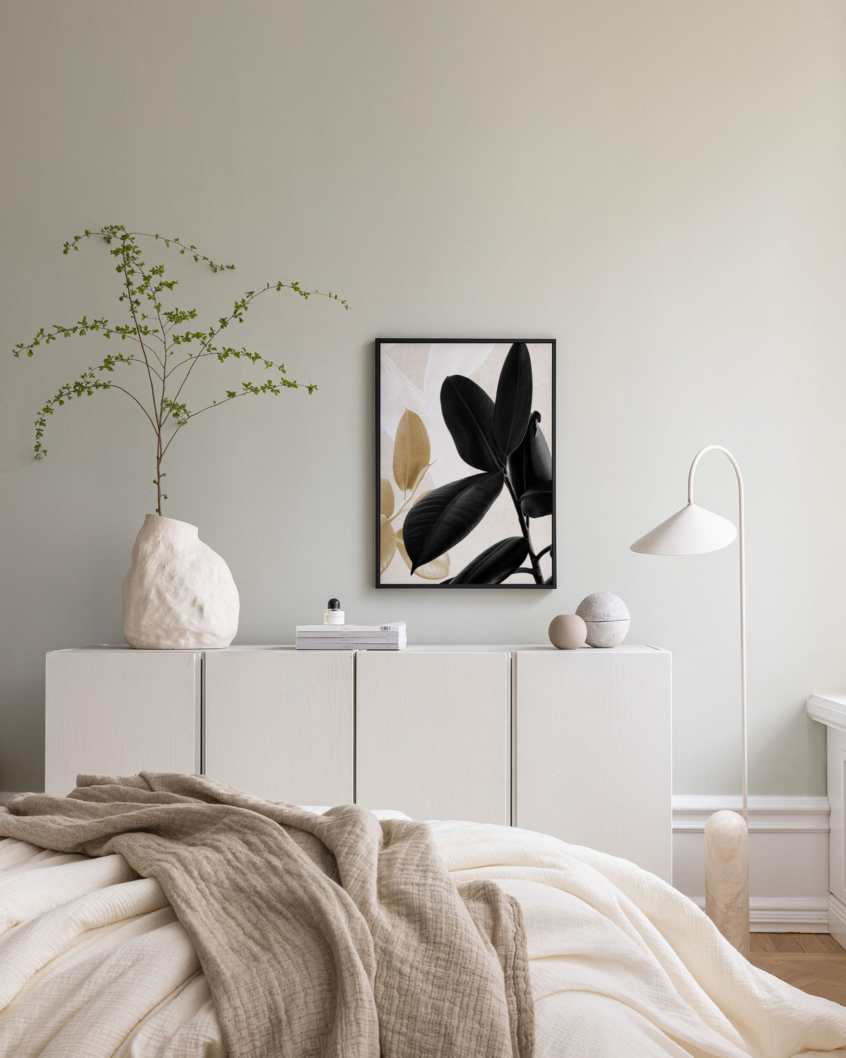 Gold and Black No2 Canvas print