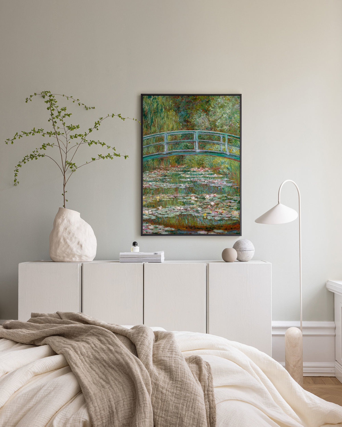 Monet - Bridge over a Pond of Water Lilies Canvas print