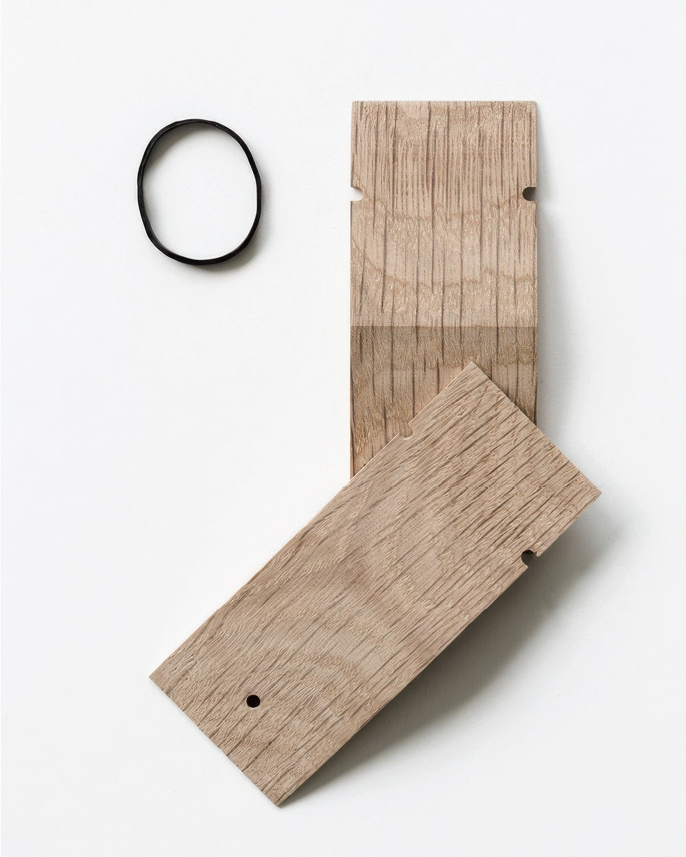 Moebe pinch in oak
