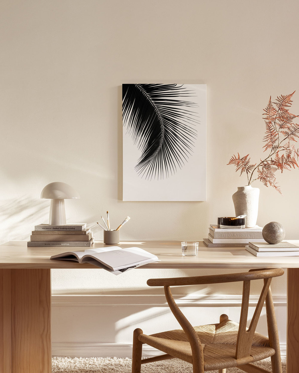 Black Palm Leaf, Canvas print
