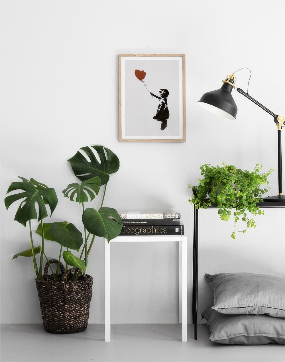 Girl With Love Balloon Grey, Print