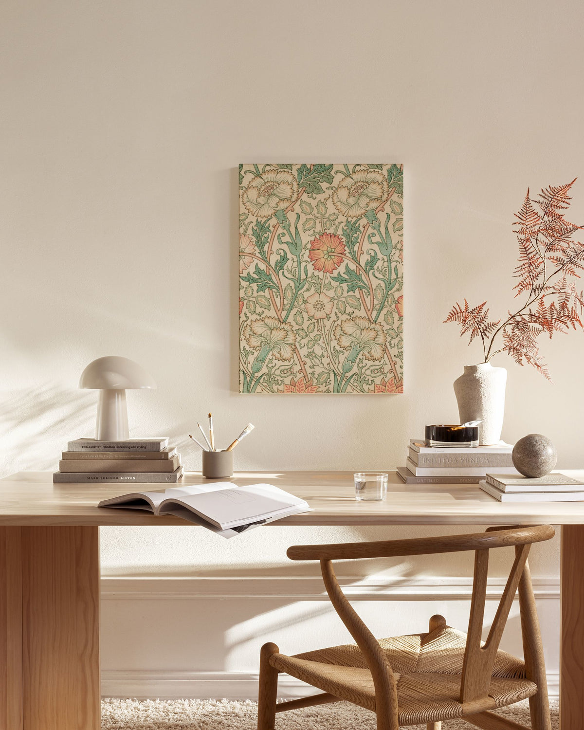William Morris - Pink and Rose Canvas print