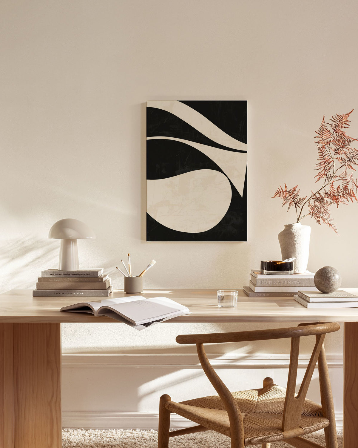 Black and Beige Centerpiece No1 Canvas print