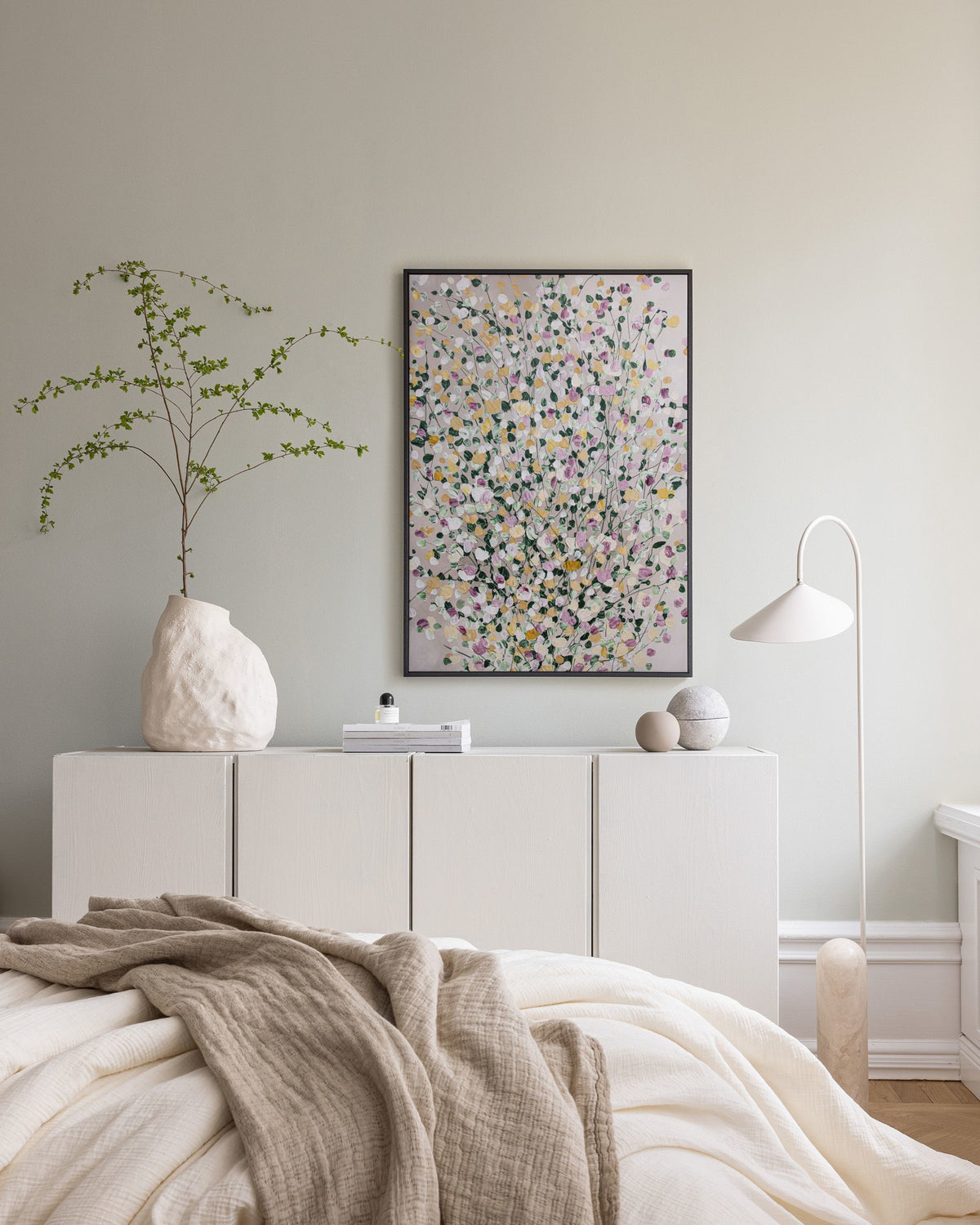 Crispy November Leaf Canvas print