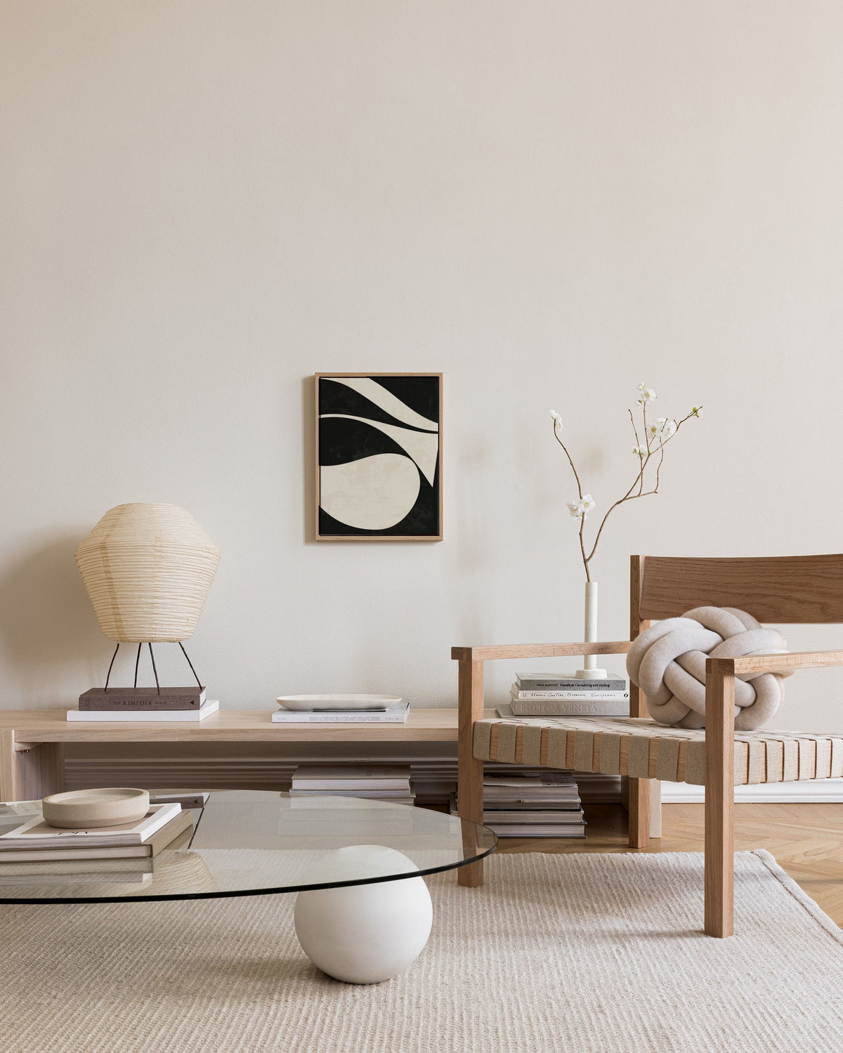 Black and Beige Centerpiece No1 Canvas print