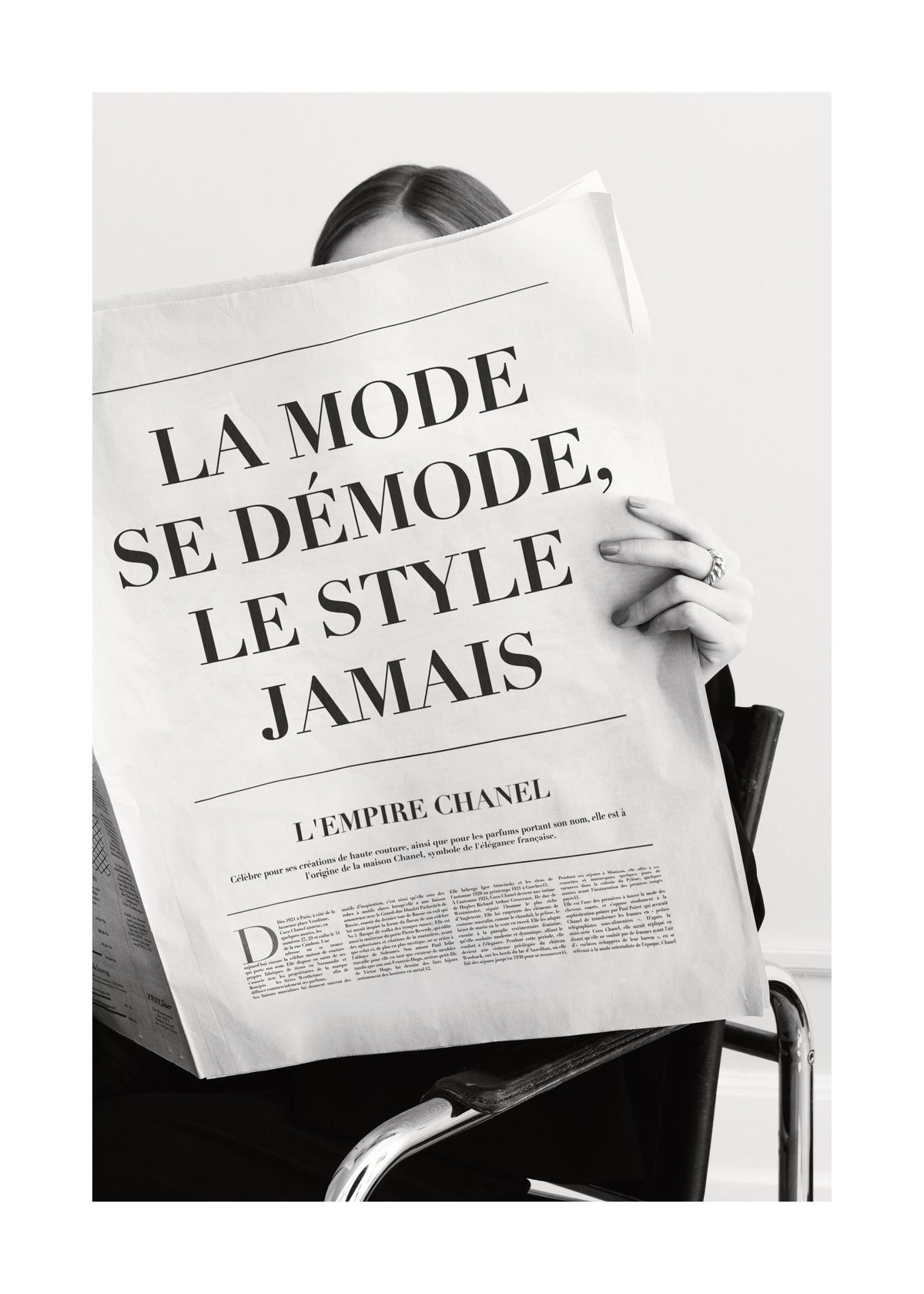 Reading the Paper Print