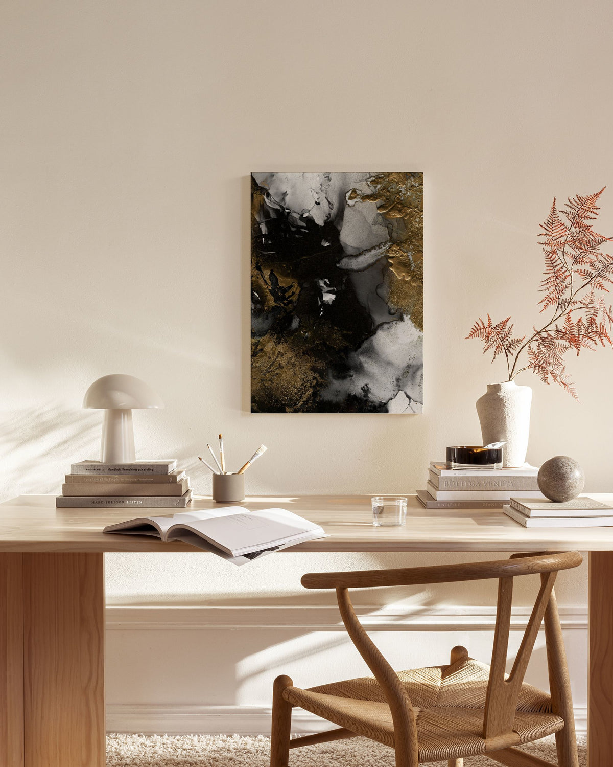 Black & Gold Canvas print