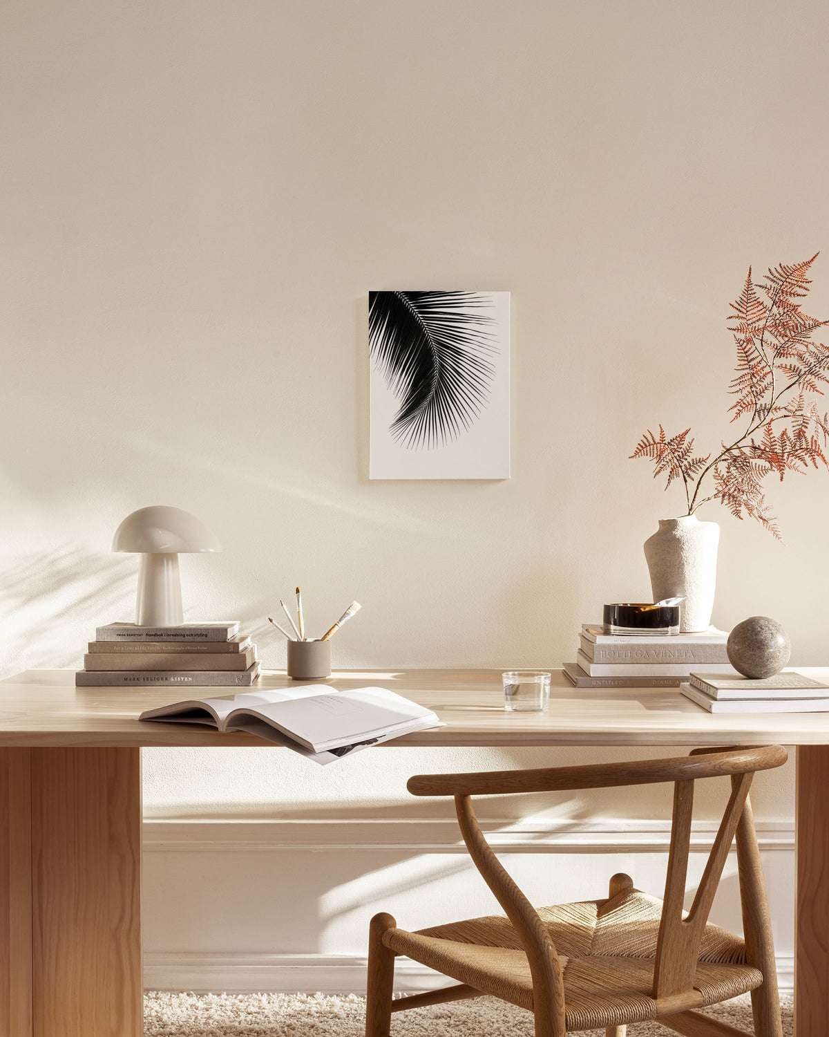 Black Palm Leaf, Canvas print