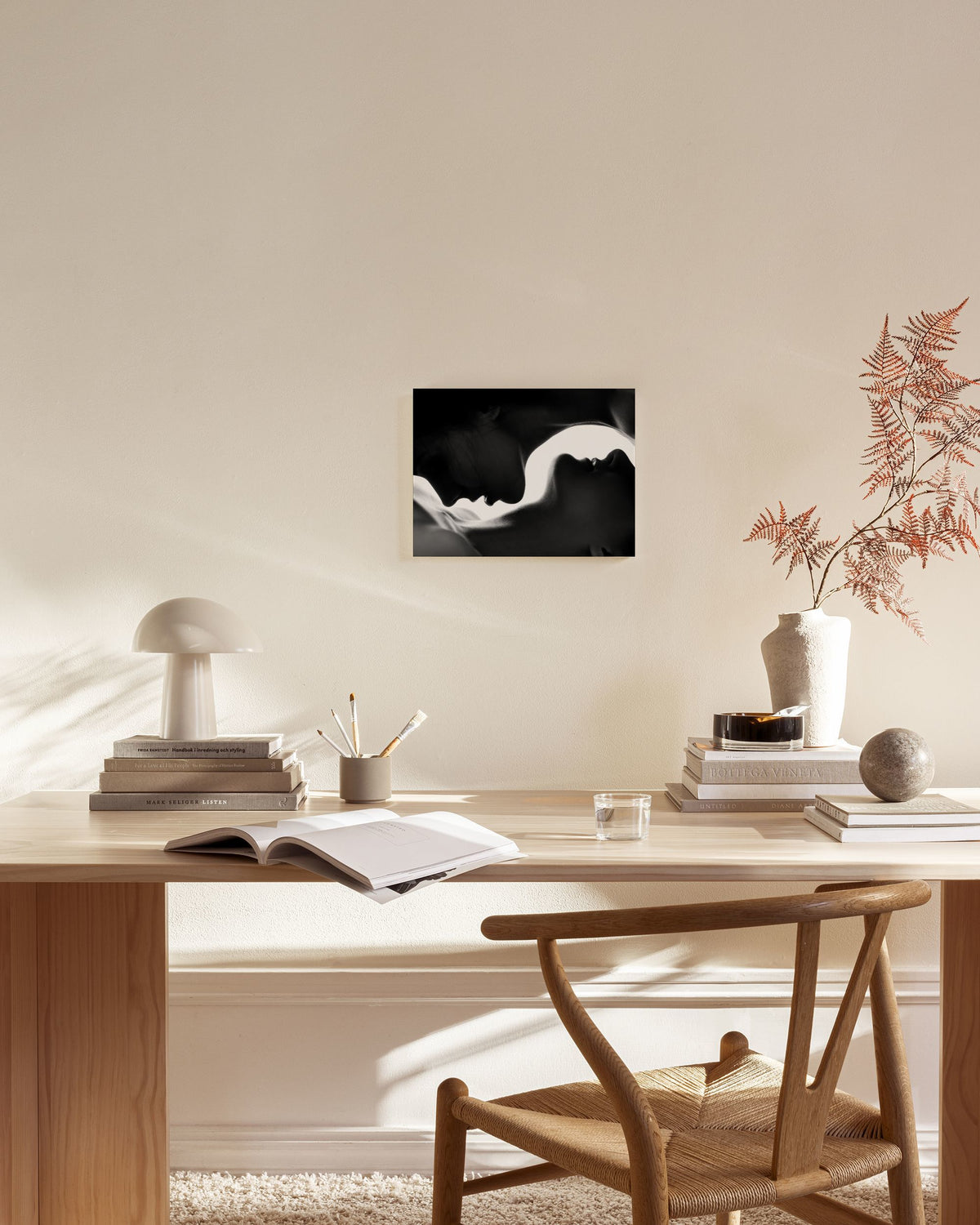 Kiss On The Neck Canvas print