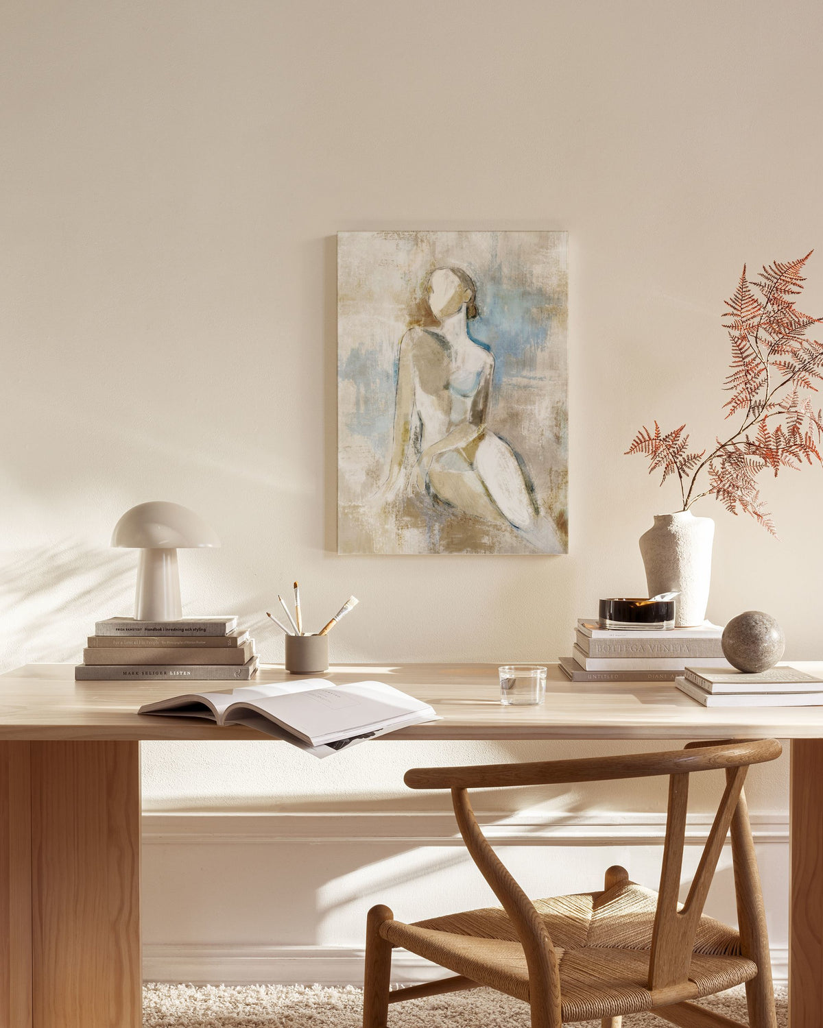 Femme Figures No2 Canvas print