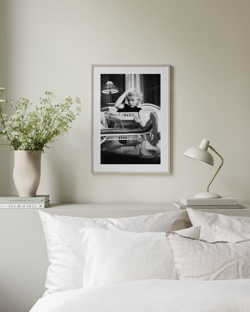 Marilyn Monroe Reading Print