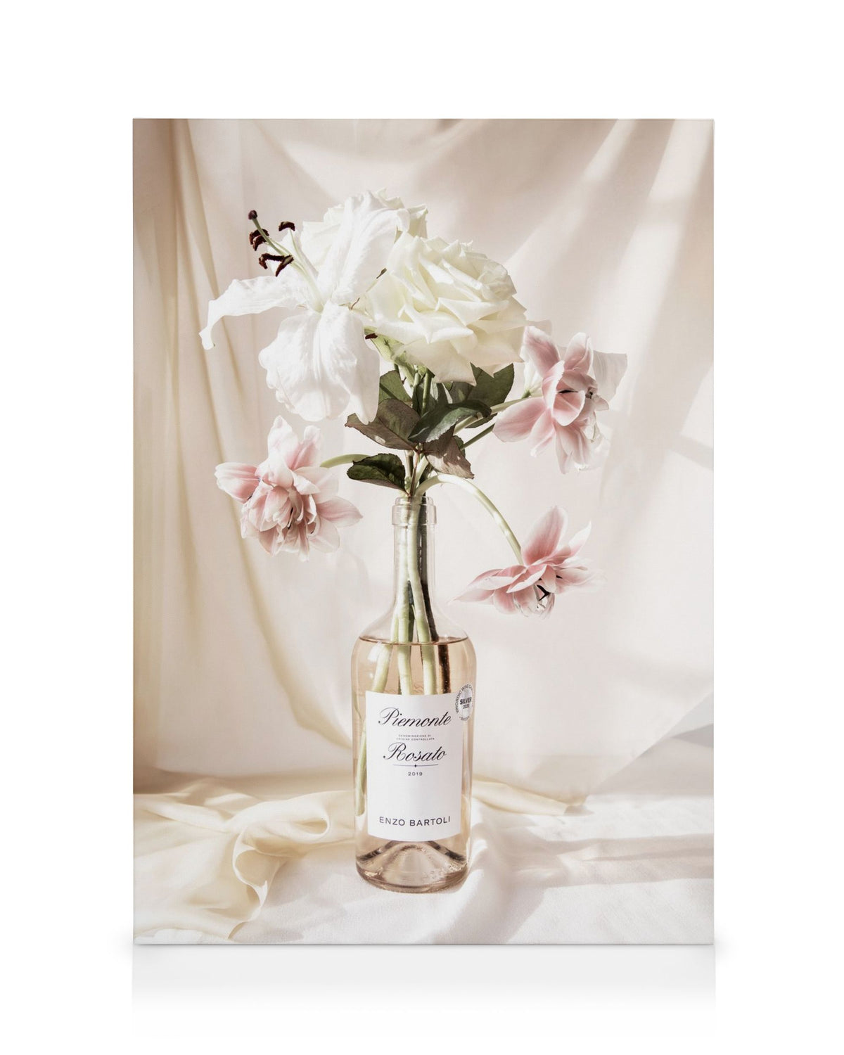 Rosé Flowers Canvas print