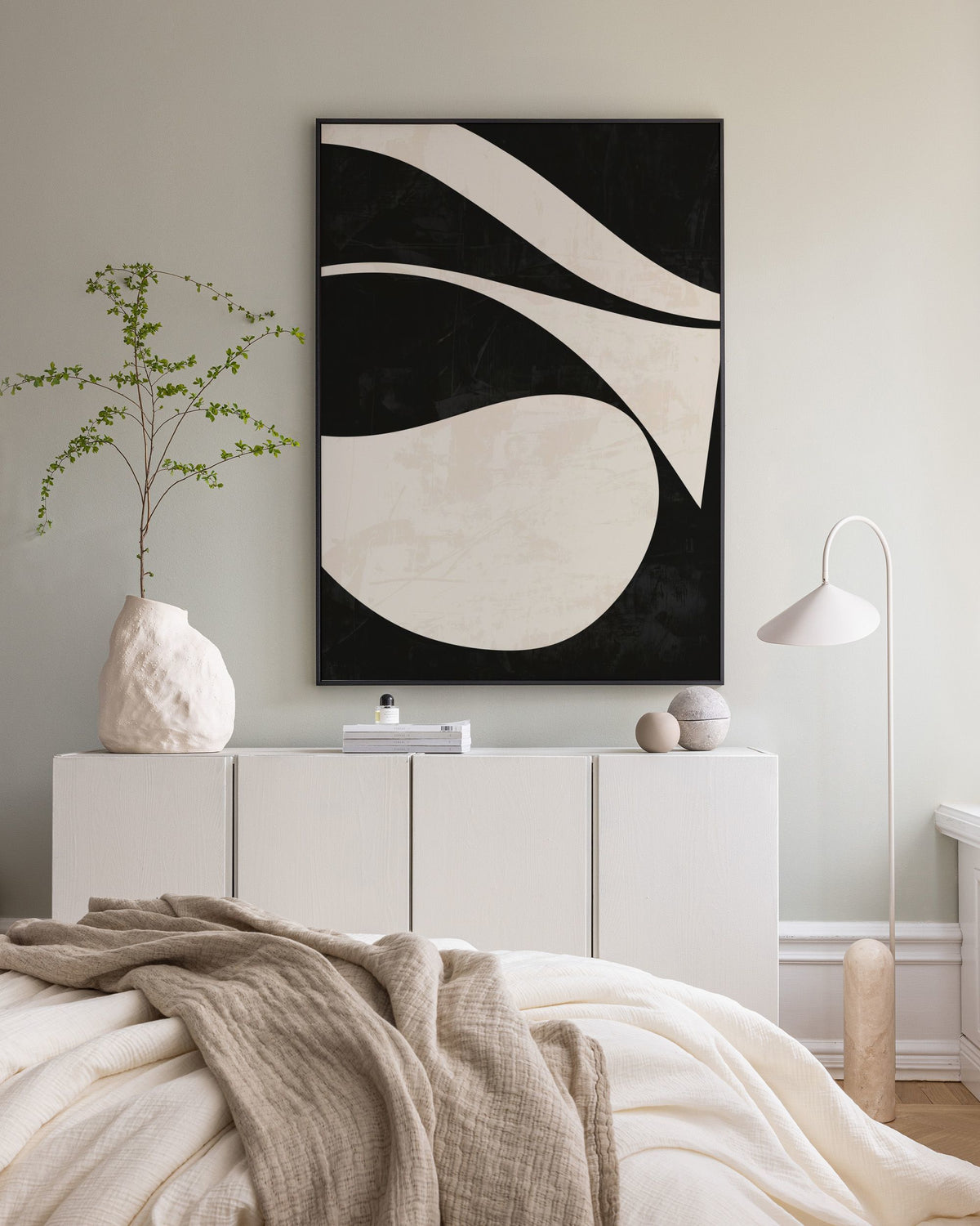 Black and Beige Centerpiece No1 Canvas print
