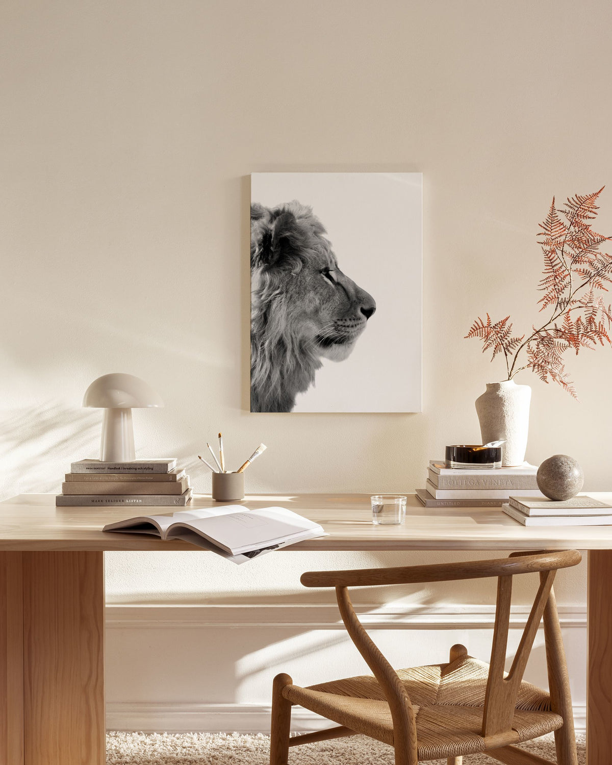 Lion From Side Canvas print