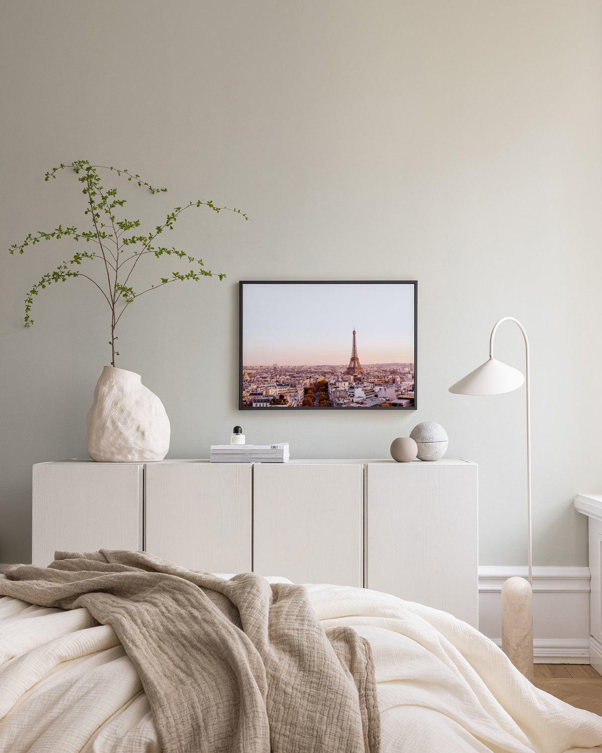 Paris Dawn Canvas print