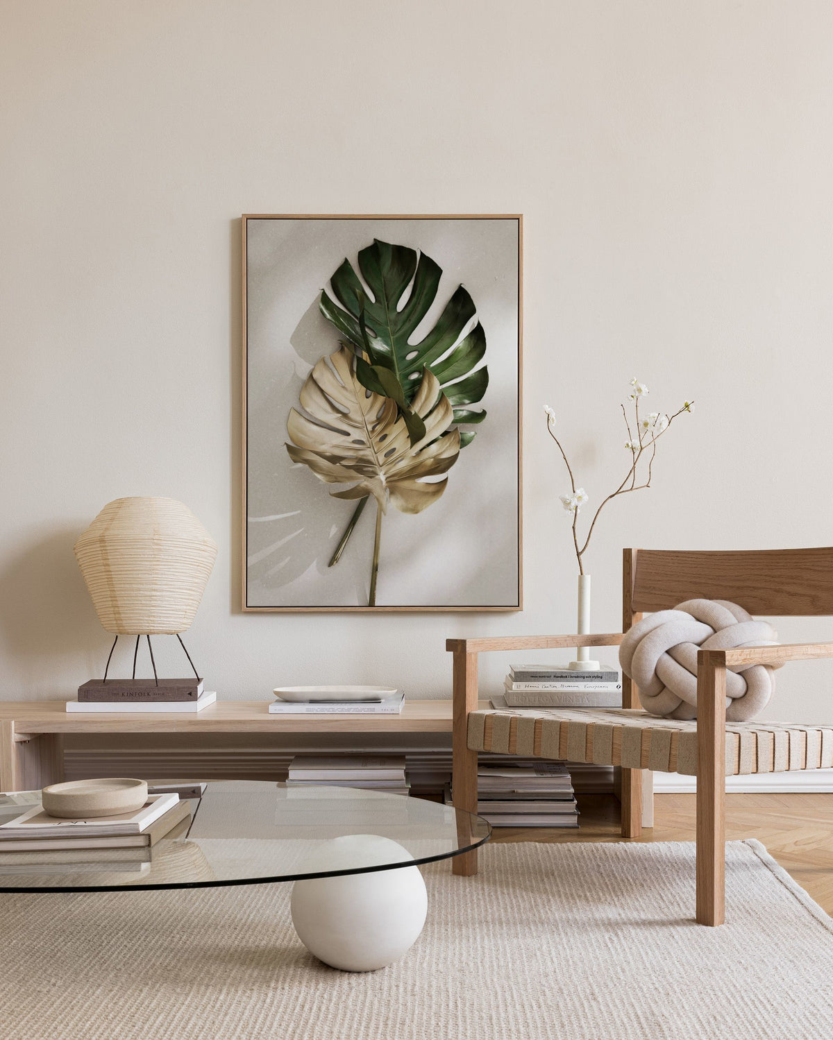 Gold Monstera No1 Canvas print