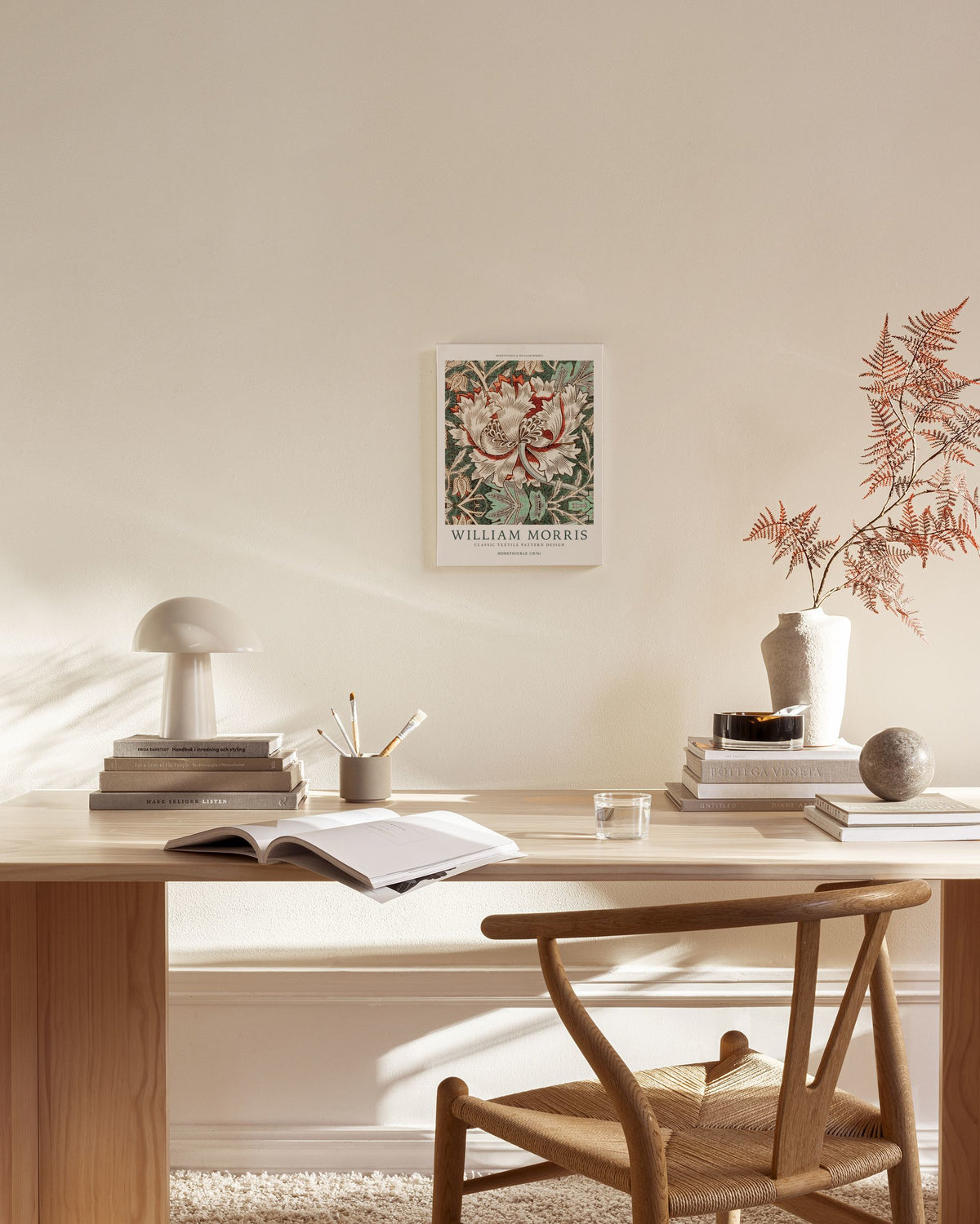 William Morris - Honeysuckle Canvas print