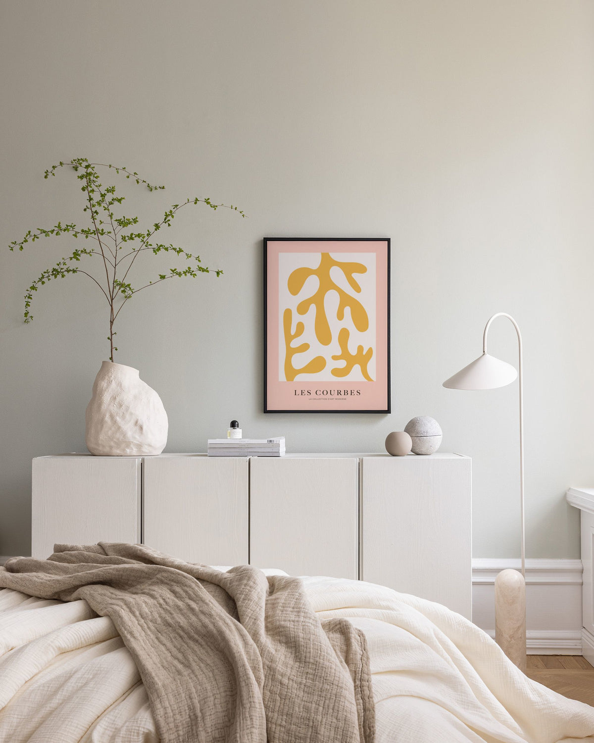Les Courbes Jaune Canvas print