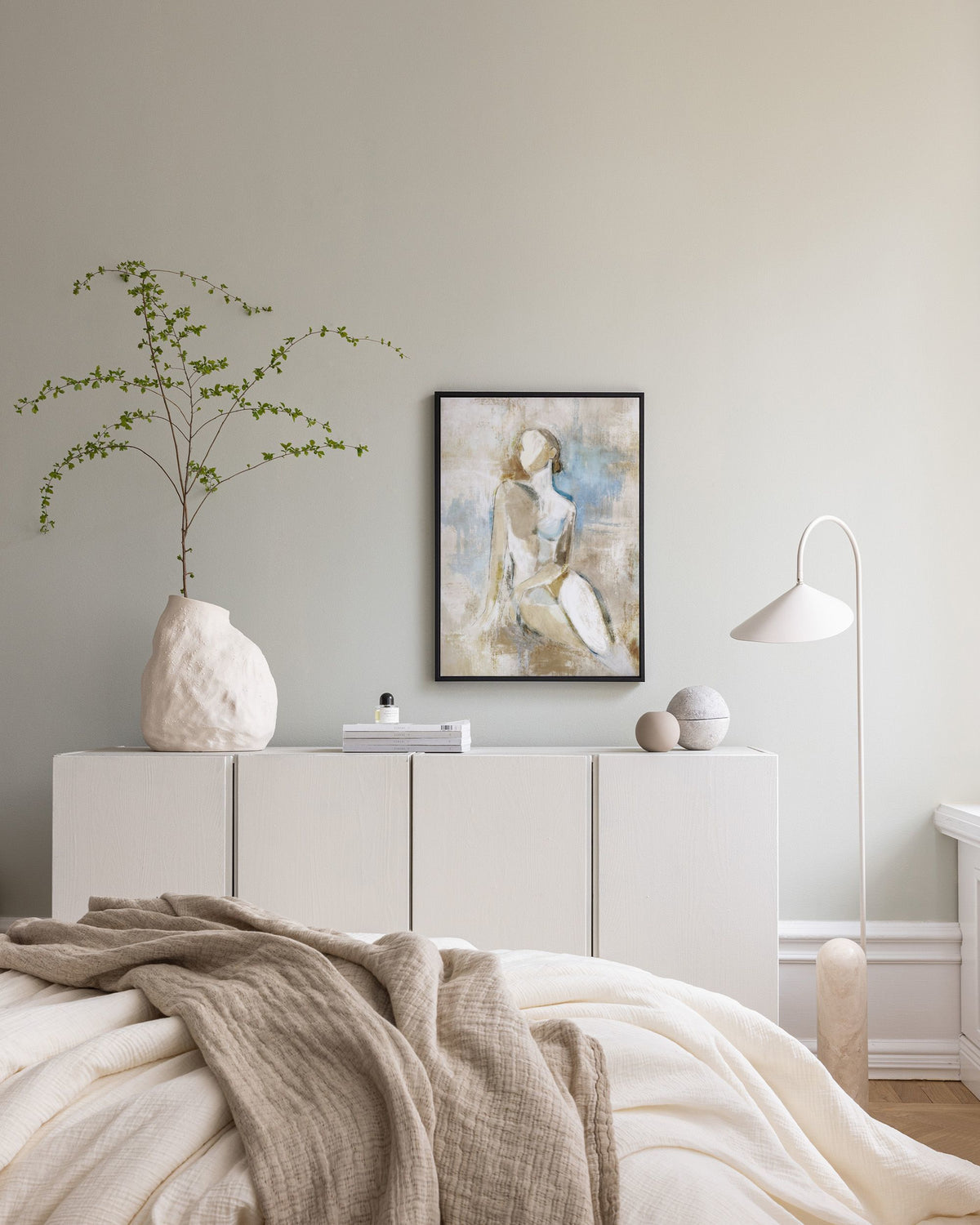 Femme Figures No2 Canvas print