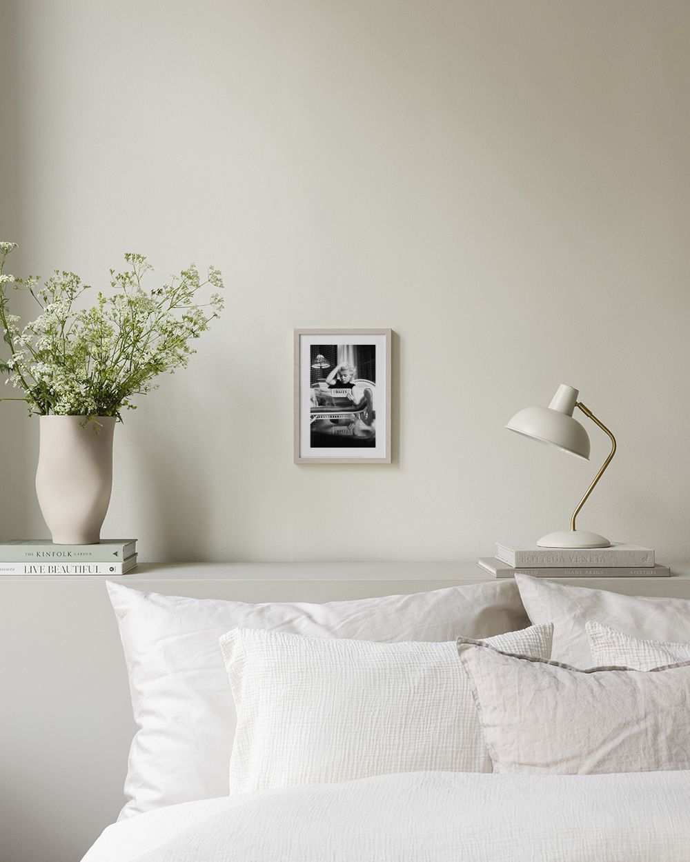 Marilyn Monroe Reading Print