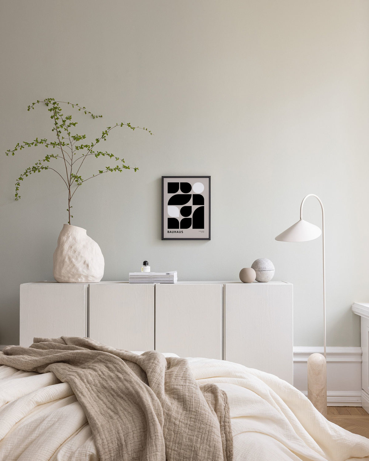 Bauhaus Classic Shapes Canvas print